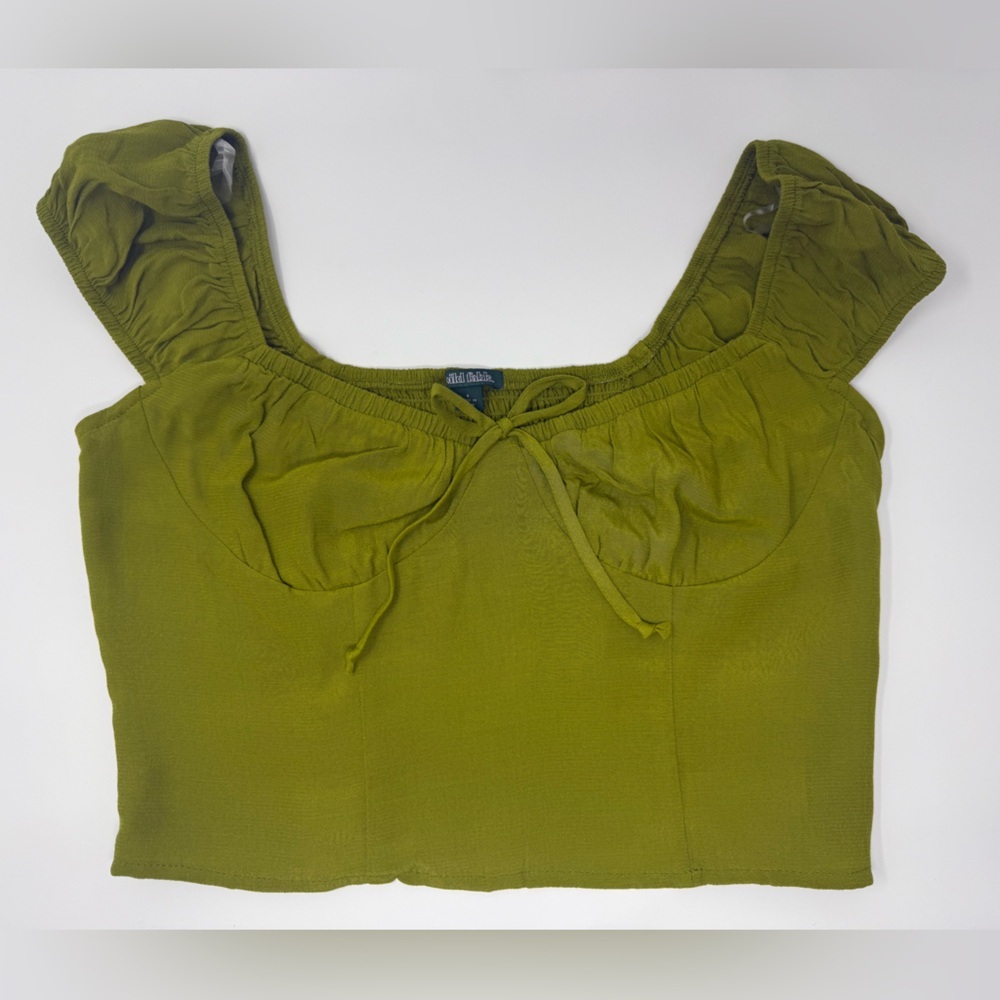 Wild Fable Green Sleeveless Tie Front Blouse